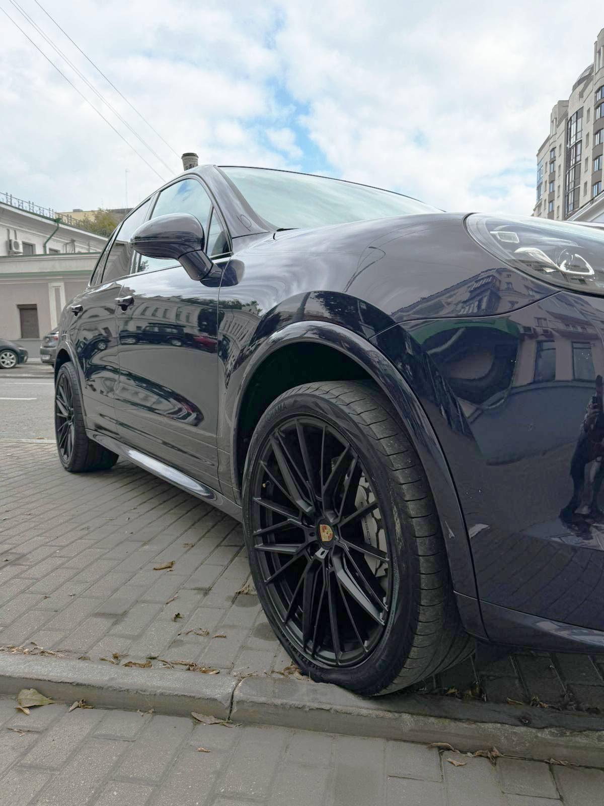 Porsche Cayenne 958 на 21" кованых дисках нашего производства фото 2